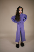 Afbeelding in Gallery-weergave laden, Daily Brat Charlie knitted pants lilac SALE -50%
